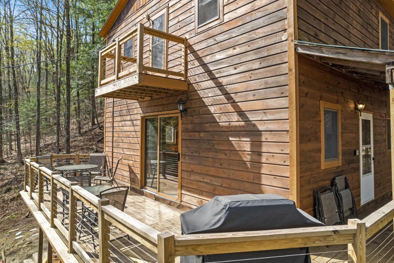 River Road Treehouse Retreat Warrensburg Exterior foto